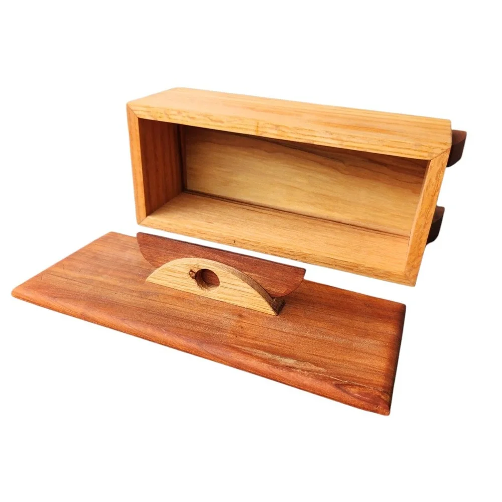 Handcrafted Two-tone Raw Art Deco Wooden Jewelry Trinket Box Legs‎ Howkinson ?